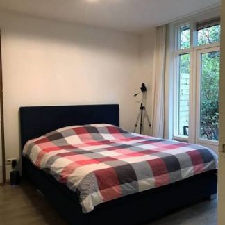 Adorable apartment for 2 ppl. with a relaxing garden in Amsterdam