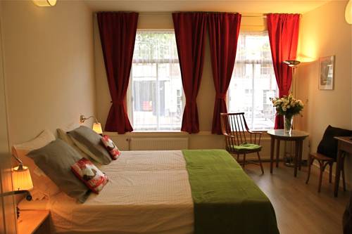 Private Suite's close Haarlemmerplein in Amsterdam
