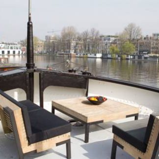 GP Amstel River Houseboat in Amsterdam